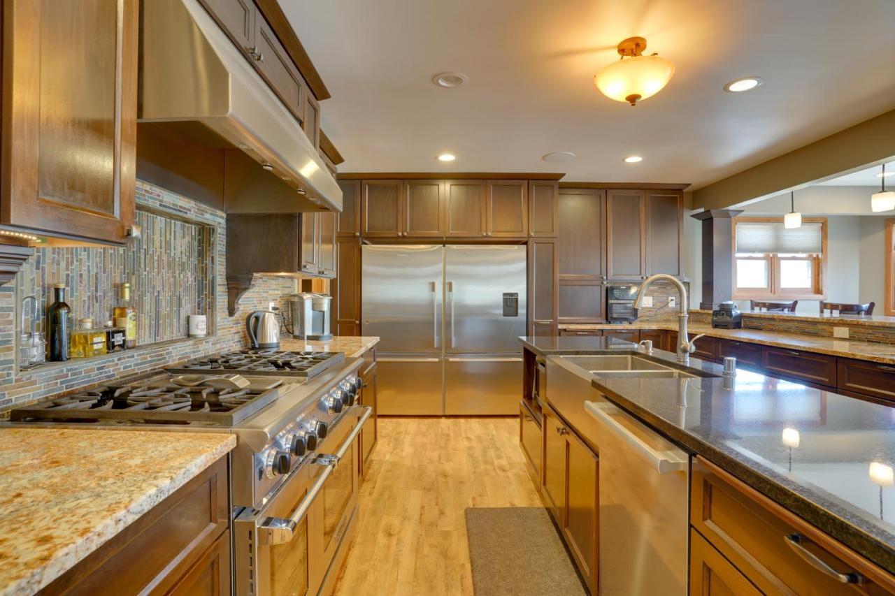 Expansive Shakopee Vacation Rental On 5 Acres! Exterior photo