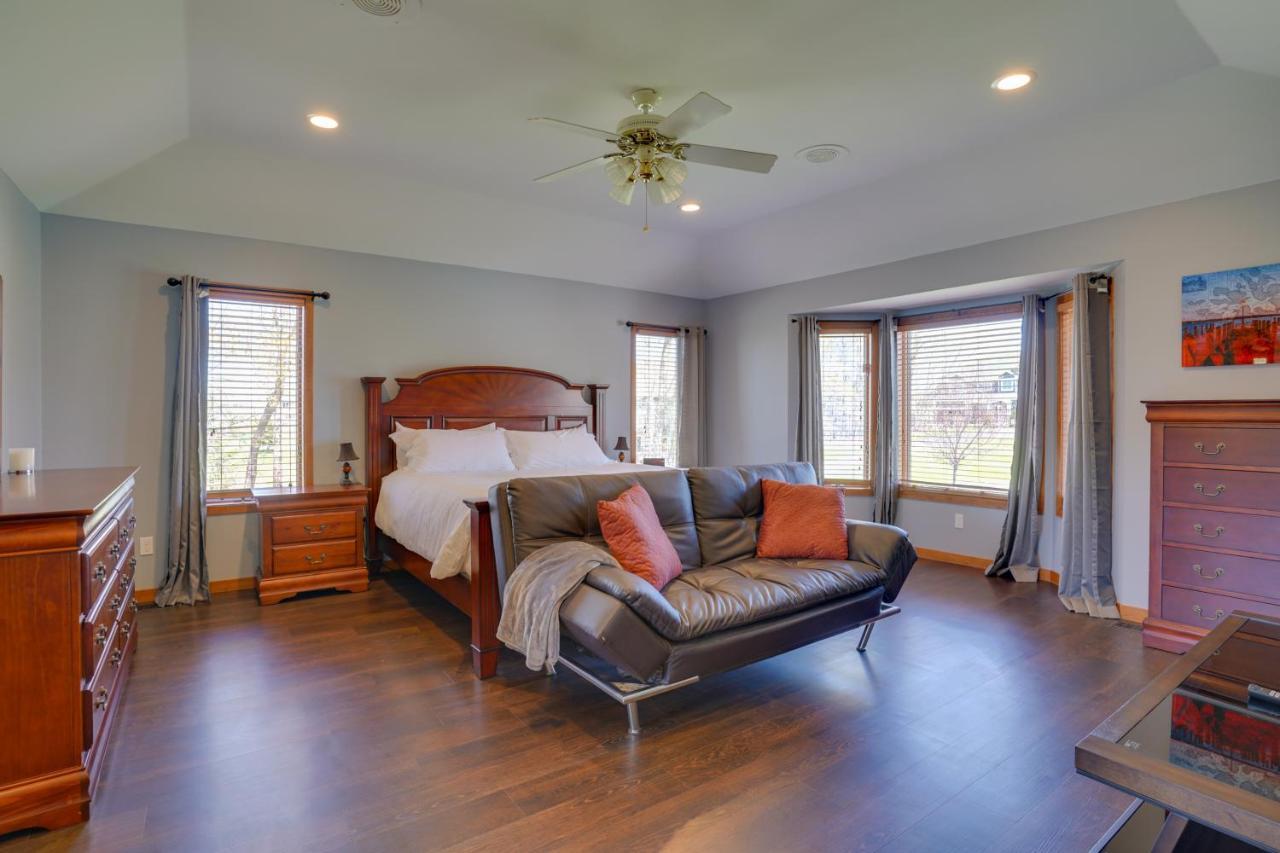 Expansive Shakopee Vacation Rental On 5 Acres! Exterior photo