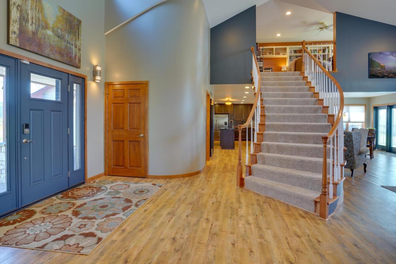 Expansive Shakopee Vacation Rental On 5 Acres! Exterior photo